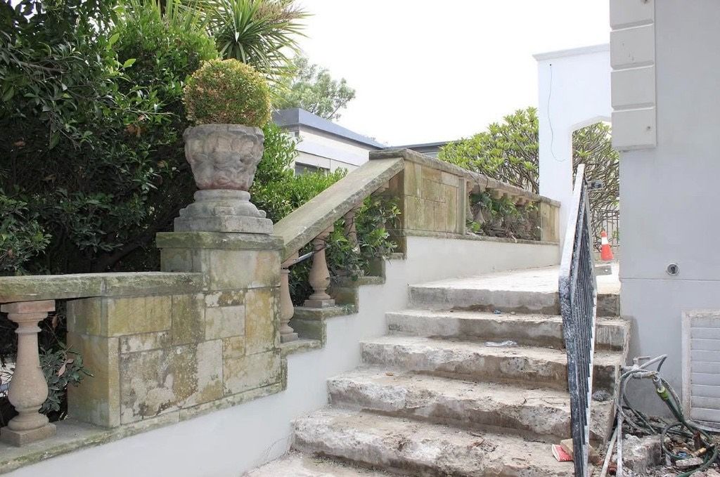 Sandstone, before